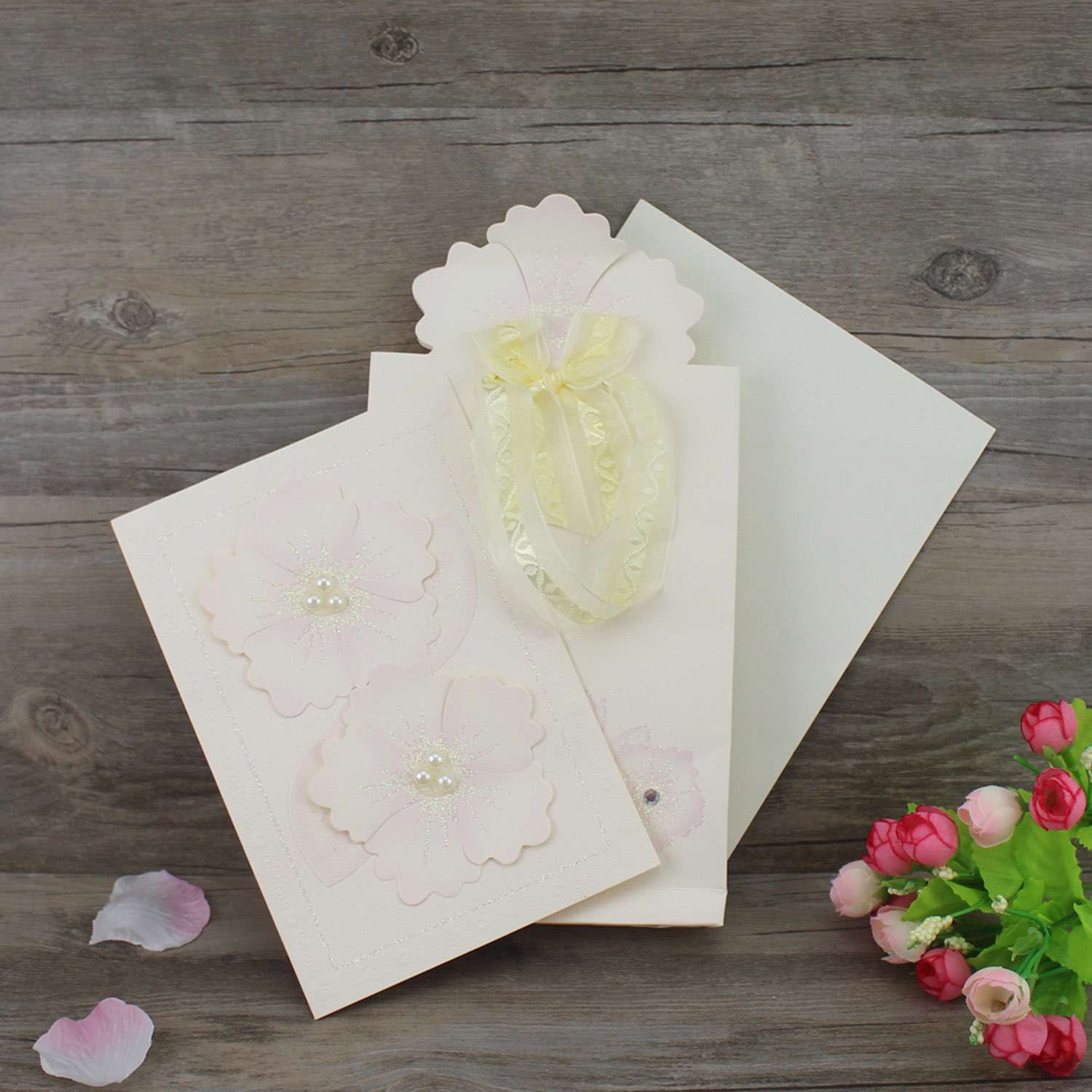 Beautiful Invitation Card Flower Wedding Card Customized Decoration 